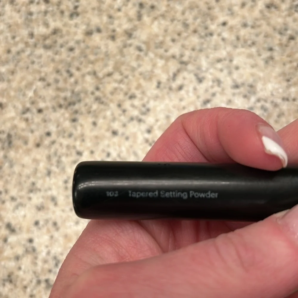 GLO skin beauty makeup brush